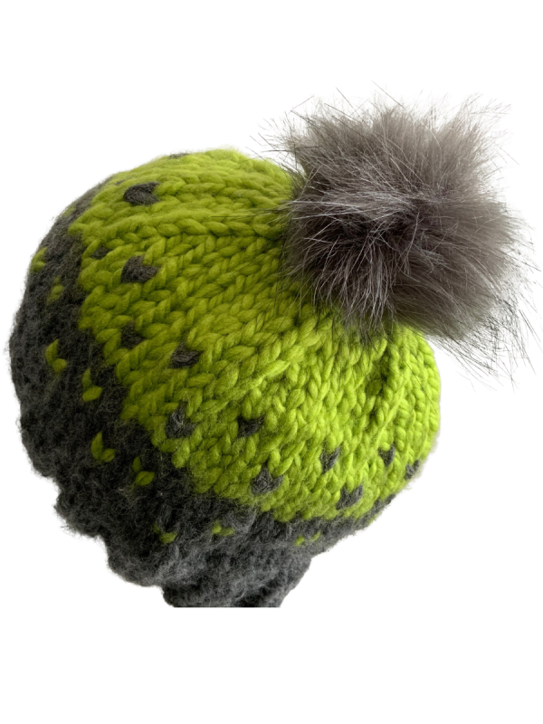 Grey/Green Lovin' Hearts Beanie - Image 4