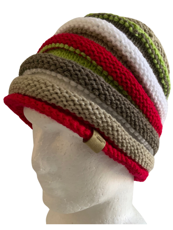Waratah Twister Beanie - Image 3
