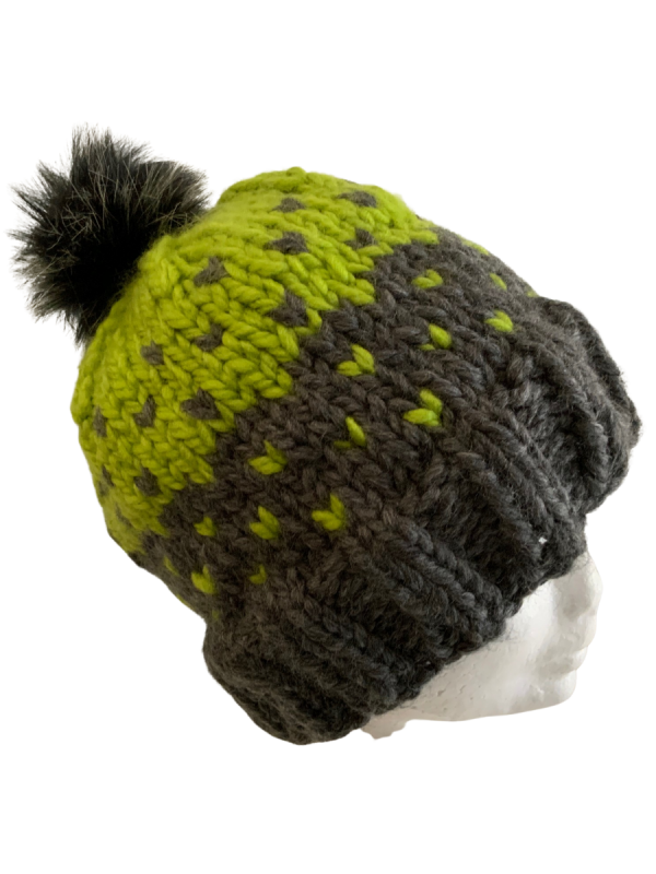 Grey/Green Lovin' Hearts Beanie - Image 6