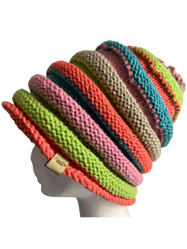 Rhodanthe Twister Beanie